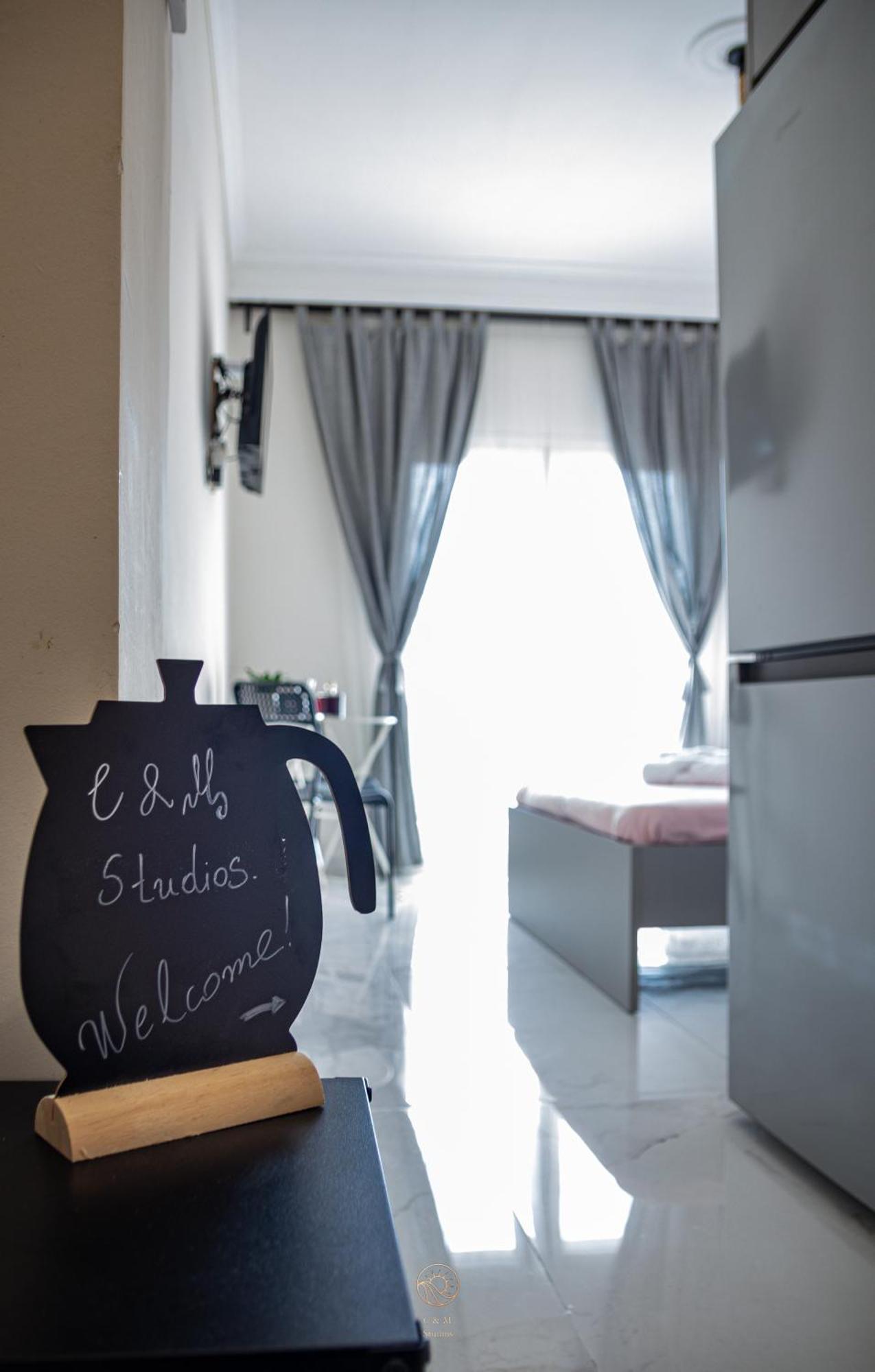 Apartment C&m Nea Michaniona