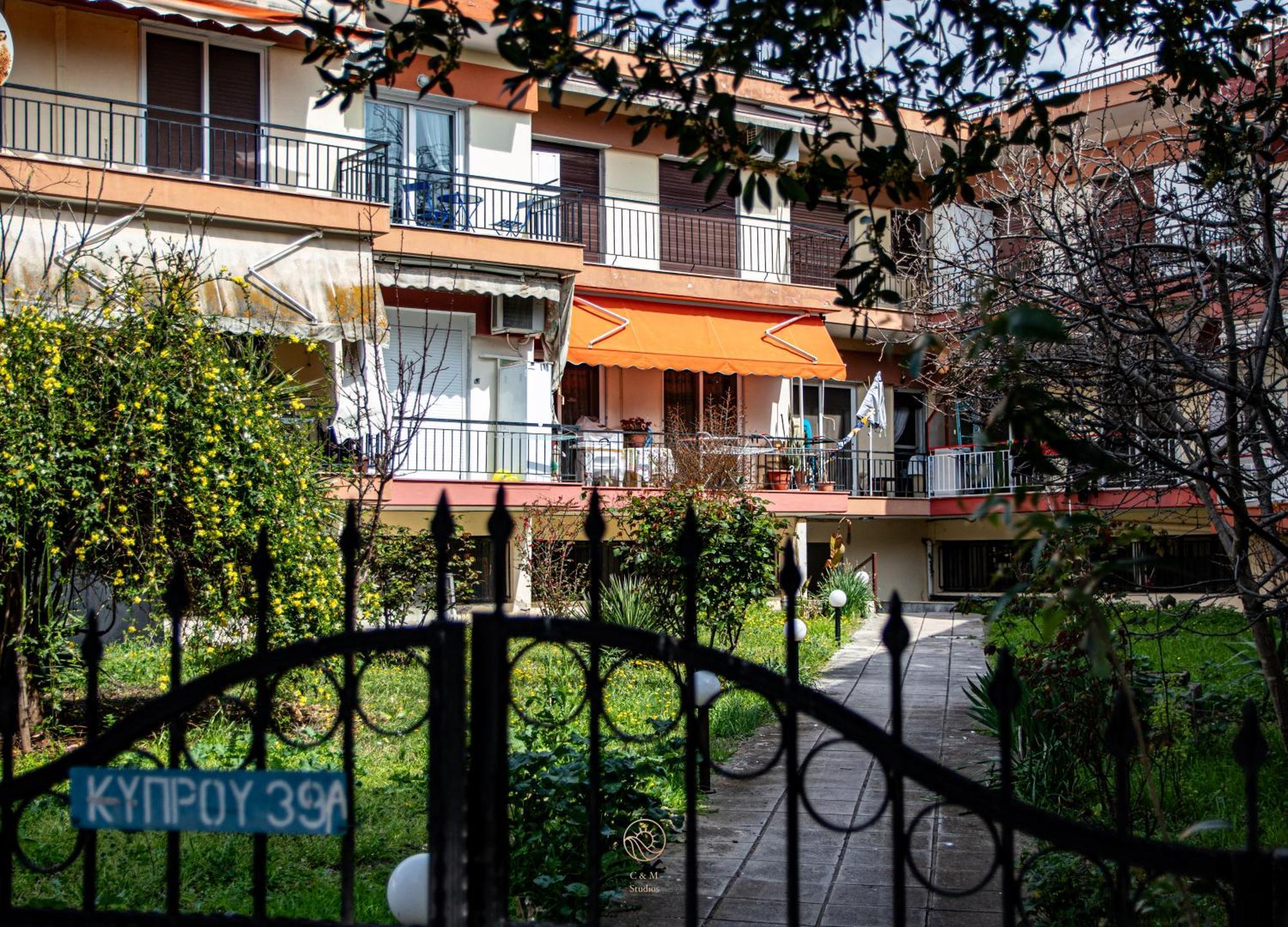 Apartment C&m Nea Michaniona